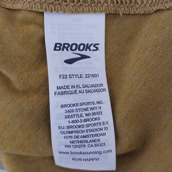 *NEW* With Tags Womens Distance Graphic Running Tank Medium Mustard Yellow - Picture 5 of 6